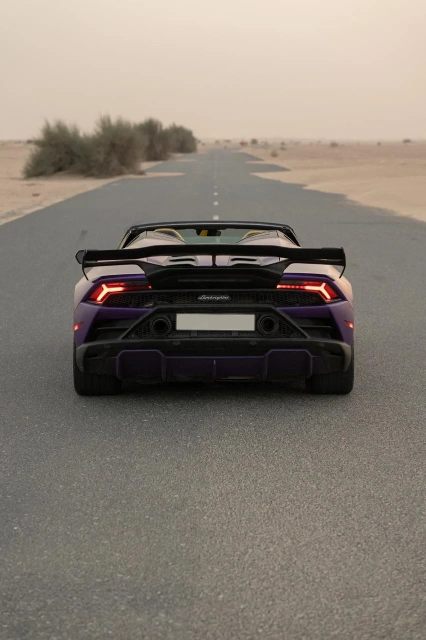 Lamborghini Huracan Evo Spyder photo 2