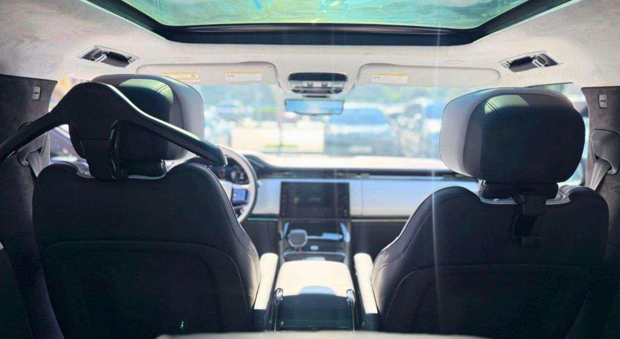 Range Rover Sport Autobiography 2025 photo 11