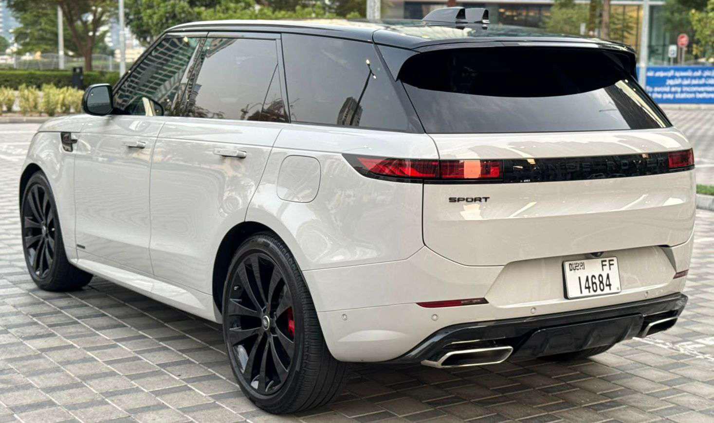Range Rover Sport Autobiography 2025 photo 4