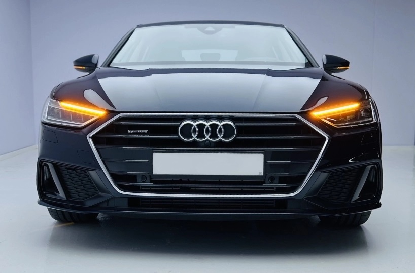 Audi A7 photo 2